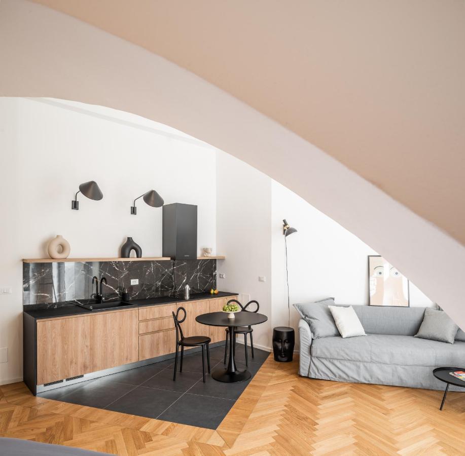 Dom1872 Apartments Триест Экстерьер фото